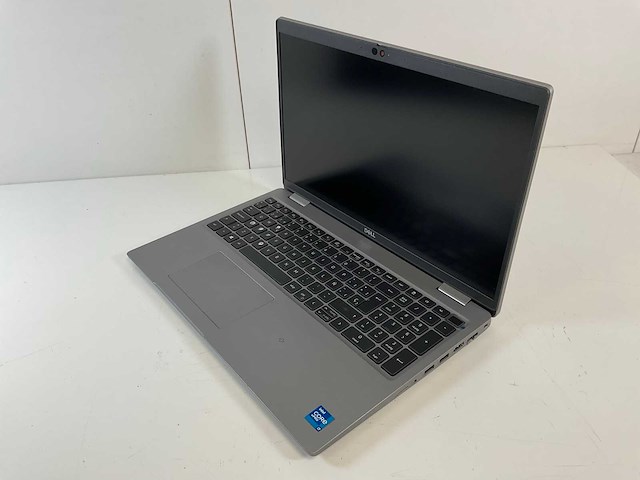 Dell latitude 5520 15.6”, core(tm) i7 11th gen, 16 gb ram, 512 gb nvme laptop - afbeelding 1 van  2