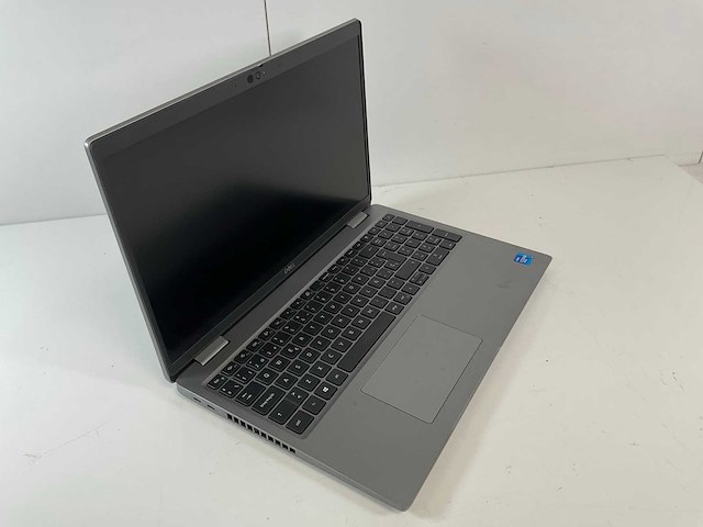 Dell latitude 5520 15.6”, core(tm) i7 11th gen, 16 gb ram, 512 gb nvme laptop - afbeelding 2 van  7