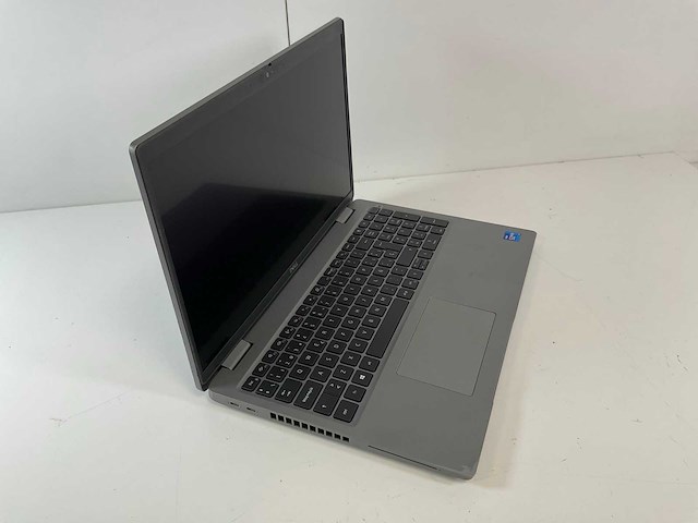 Dell latitude 5520 15.6”, core(tm) i7 11th gen, 16 gb ram, 512 gb nvme laptop - afbeelding 2 van  7