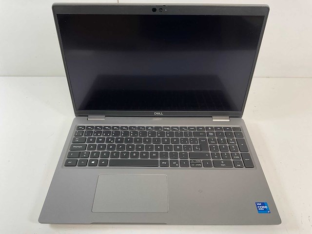 Dell latitude 5520 15.6”, core(tm) i7 11th gen, 16 gb ram, 512 gb nvme laptop - afbeelding 1 van  7