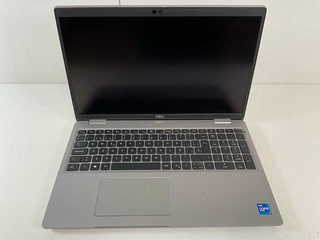 Dell latitude 5520 15.6”, core(tm) i7 11th gen, 16 gb ram, 512 gb nvme laptop - afbeelding 1 van  7