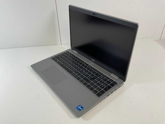 Dell latitude 5520 15.6”, core(tm) i7 11th gen, 16 gb ram, 512 gb nvme laptop - afbeelding 3 van  7