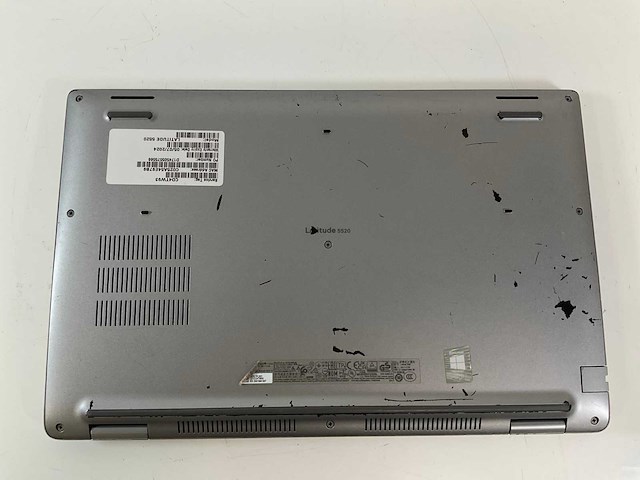 Dell latitude 5520 15.6”, core(tm) i7 11th gen, 16 gb ram, 512 gb nvme laptop - afbeelding 3 van  4