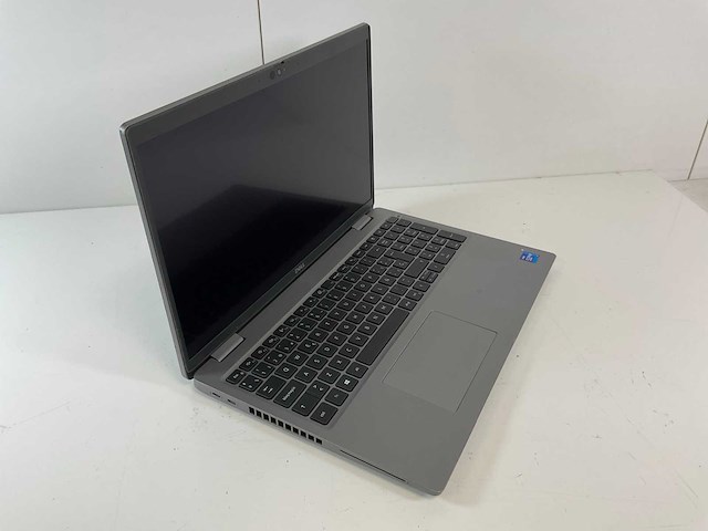 Dell latitude 5520 15.6”, core(tm) i7 11th gen, 16 gb ram, 512 gb nvme laptop - afbeelding 2 van  7
