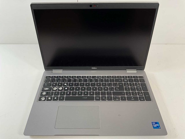 Dell latitude 5520 15.6”, core(tm) i7 11th gen, 16 gb ram, 512 gb nvme laptop - afbeelding 1 van  6