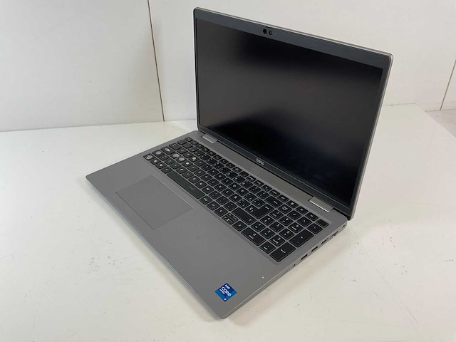 Dell latitude 5520 15.6”, core(tm) i7 11th gen, 16 gb ram, 512 gb nvme laptop - afbeelding 2 van  6