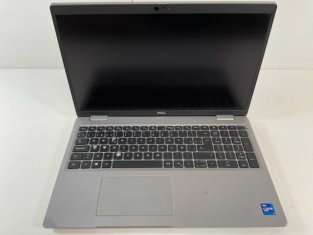 Dell latitude 5520 15.6”, core(tm) i7 11th gen, 16 gb ram, 512 gb nvme laptop - afbeelding 1 van  7