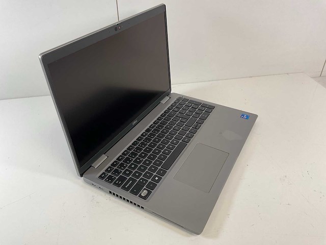 Dell latitude 5520 15.6”, core(tm) i7 11th gen, 16 gb ram, 512 gb nvme laptop - afbeelding 2 van  7