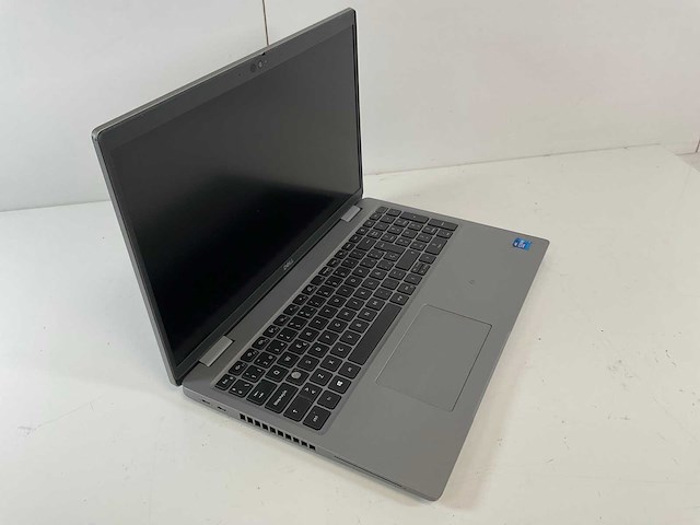 Dell latitude 5520 15.6”, core(tm) i7 11th gen, 16 gb ram, 512 gb nvme laptop - afbeelding 2 van  7
