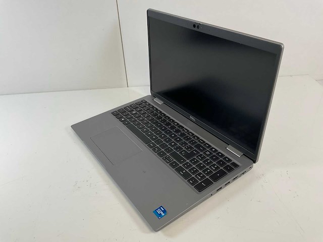 Dell latitude 5520 15.6”, core(tm) i7 11th gen, 16 gb ram, 512 gb nvme laptop - afbeelding 3 van  7