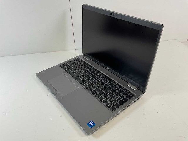 Dell latitude 5520 15.6”, core(tm) i7 11th gen, 16 gb ram, 512 gb nvme laptop - afbeelding 3 van  7