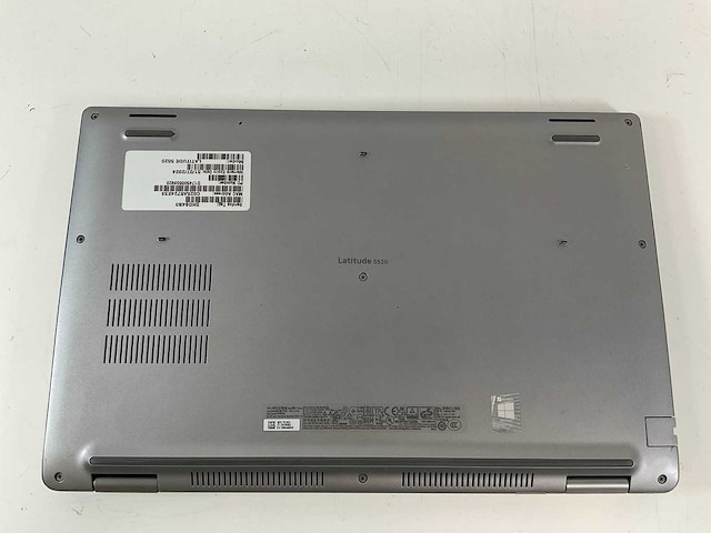 Dell latitude 5520 15.6”, core(tm) i7 11th gen, 16 gb ram, 512 gb nvme laptop - afbeelding 6 van  7