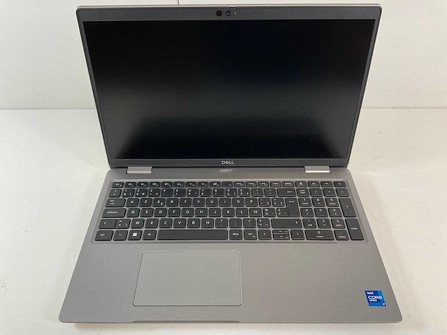 Dell latitude 5520 15.6”, core(tm) i7 11th gen, 16 gb ram, 512 gb nvme laptop - afbeelding 1 van  7
