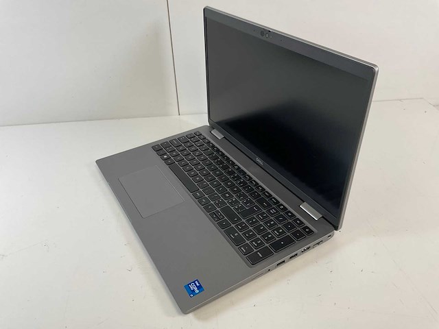 Dell latitude 5520 15.6”, core(tm) i7 11th gen, 16 gb ram, 512 gb nvme laptop - afbeelding 3 van  7