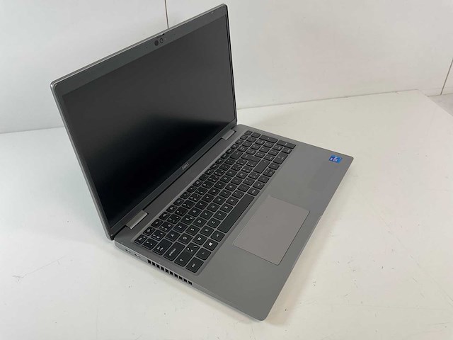 Dell latitude 5520 15.6”, core(tm) i7 11th gen, 16 gb ram, 512 gb nvme laptop - afbeelding 2 van  5