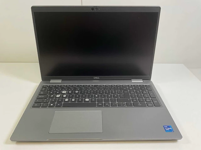 Dell latitude 5520 15.6”, core(tm) i7 11th gen, 16 gb ram, 512 gb nvme laptop - afbeelding 1 van  8