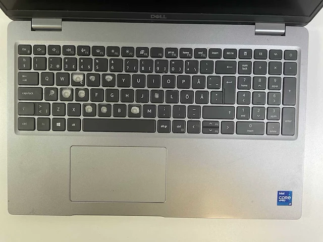 Dell latitude 5520 15.6”, core(tm) i7 11th gen, 16 gb ram, 512 gb nvme laptop - afbeelding 4 van  8