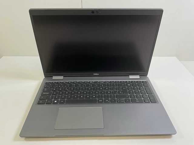 Dell latitude 5520 15.6”, core(tm) i7 11th gen, 16 gb ram, 512 gb nvme laptop - afbeelding 1 van  7