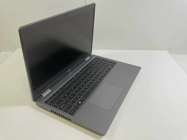Dell latitude 5520 15.6”, core(tm) i7 11th gen, 16 gb ram, 512 gb nvme laptop - afbeelding 2 van  7