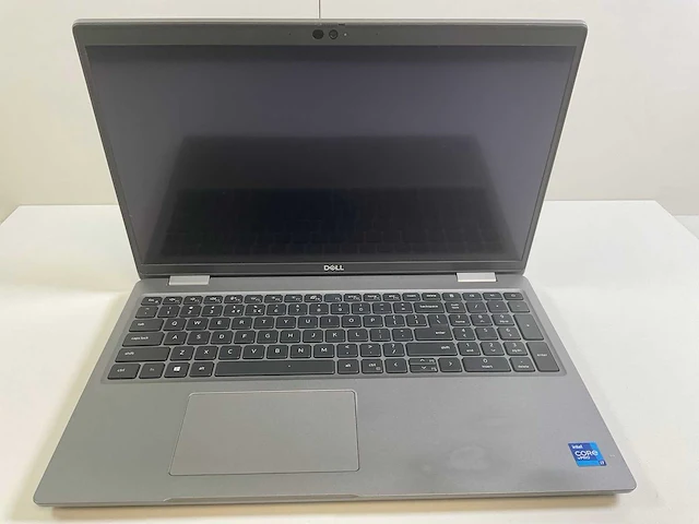 Dell latitude 5520 15.6”, core(tm) i7 11th gen, 16 gb ram, 512 gb nvme laptop - afbeelding 1 van  7