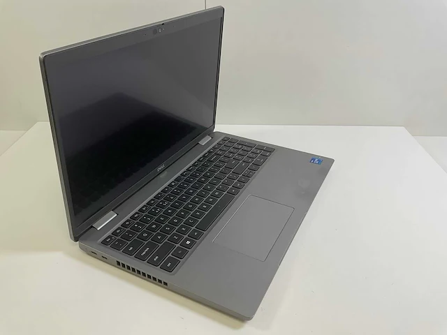 Dell latitude 5520 15.6”, core(tm) i7 11th gen, 16 gb ram, 512 gb nvme laptop - afbeelding 2 van  7
