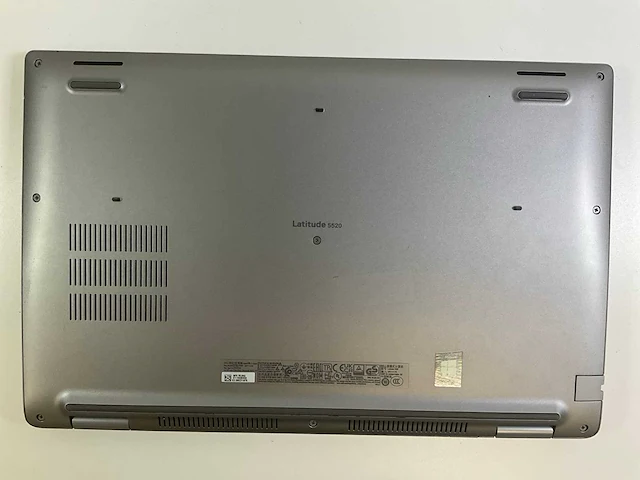 Dell latitude 5520 15.6”, core(tm) i7 11th gen, 16 gb ram, 512 gb nvme laptop - afbeelding 6 van  7