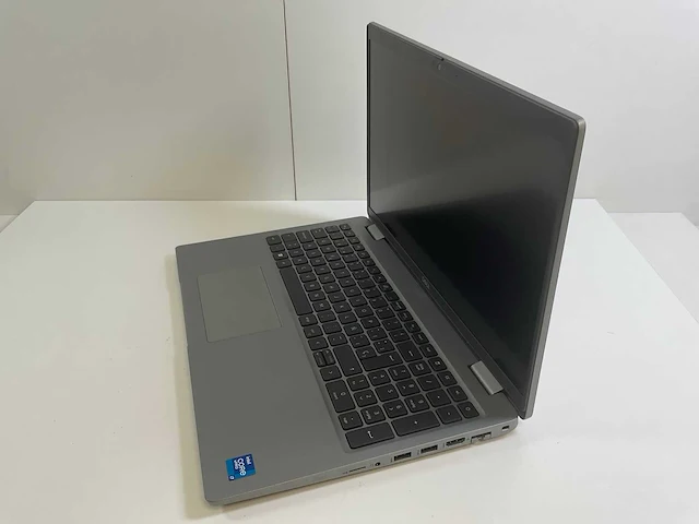 Dell latitude 5520 15.6”, core(tm) i7 11th gen, 16 gb ram, 512 gb nvme laptop - afbeelding 3 van  7