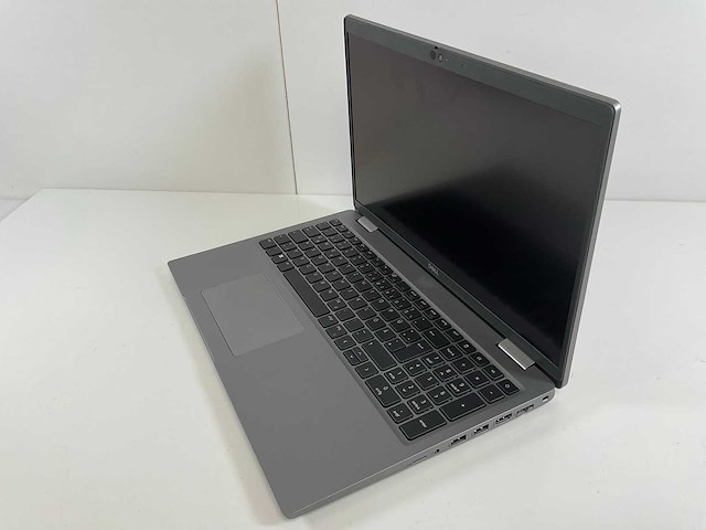 Dell latitude 5520 15,6”, core(tm) i7 11th gen, 16 gb ram, 512 gb nvme, nvidia geforce mx450 2 gb laptop - afbeelding 3 van  7