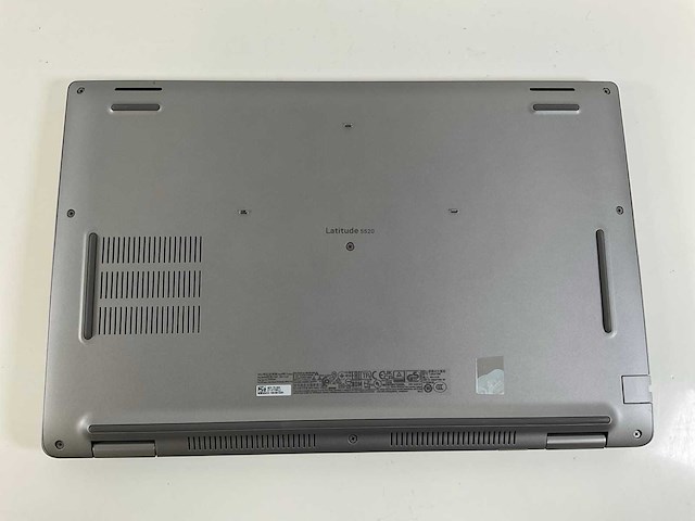 Dell latitude 5520 15,6”, core(tm) i7 11th gen, 16 gb ram, 512 gb nvme, nvidia geforce mx450 2 gb laptop - afbeelding 6 van  7
