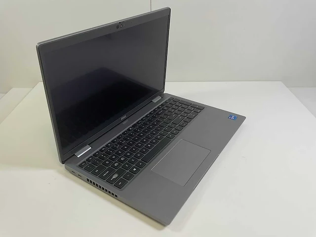 Dell latitude 5520 15.6”, core(tm) i7 11th gen, 32 gb ram, 1 tb nvme laptop - afbeelding 2 van  7