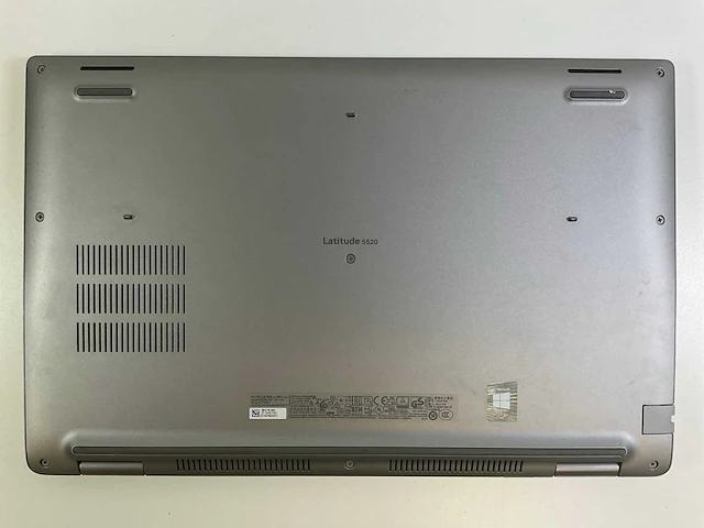 Dell latitude 5520 15.6”, core(tm) i7 11th gen, 32 gb ram, 512 gb laptop - afbeelding 6 van  7