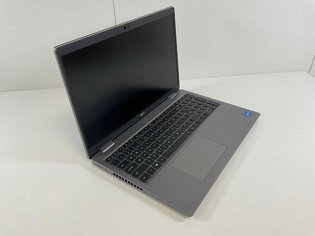 Dell latitude 5520 15,6”, core(tm) i7 11th gen, 32 gb ram, 512 gb nvme laptop - afbeelding 2 van  7
