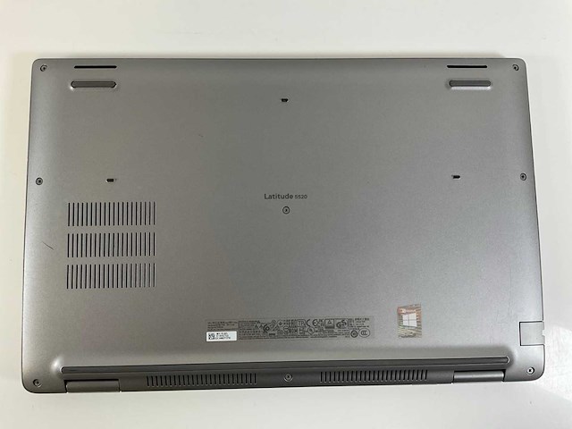 Dell latitude 5520 15,6”, core(tm) i7 11th gen, 32 gb ram, 512 gb nvme laptop - afbeelding 6 van  7