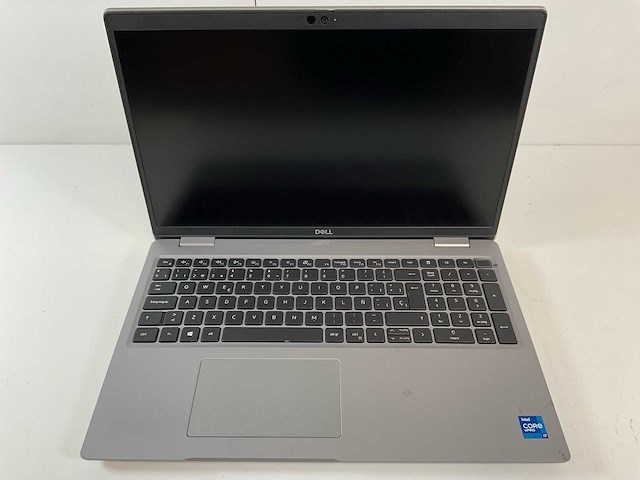 Dell latitude 5520 15.6”, core(tm) i7 11th gen, 32 gb ram, 512 gb nvme laptop - afbeelding 1 van  7