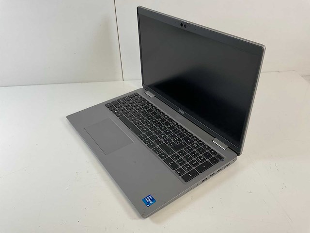 Dell latitude 5520 15.6”, core(tm) i7 11th gen, 32 gb ram, 512 gb nvme laptop - afbeelding 3 van  7