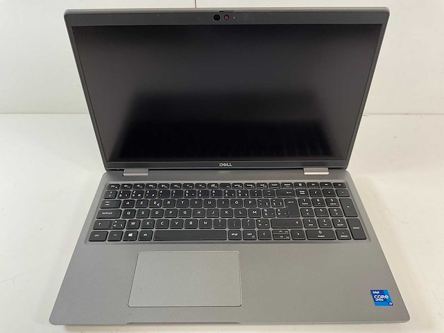 Dell latitude 5520 15.6”, core(tm) i7 11th gen, 32 gb ram, 512 gb nvme laptop - afbeelding 1 van  7