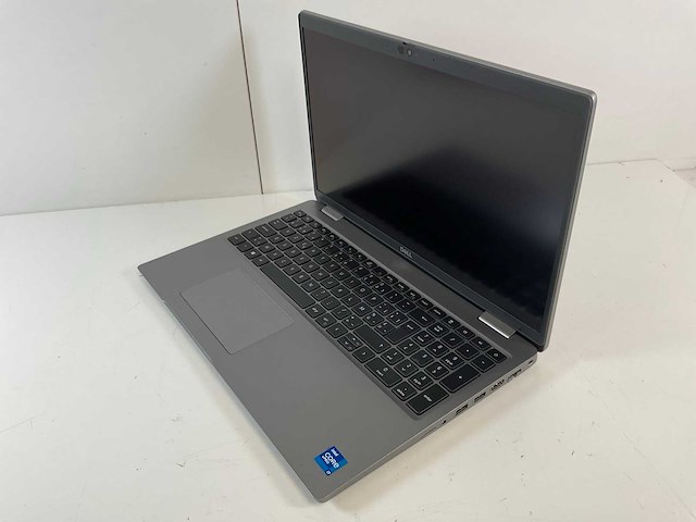 Dell latitude 5520 15.6”, core(tm) i7 11th gen, 32 gb ram, 512 gb nvme laptop - afbeelding 3 van  7