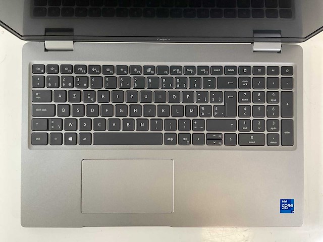 Dell latitude 5520 15.6”, core(tm) i7 11th gen, 32 gb ram, 512 gb nvme laptop - afbeelding 4 van  7