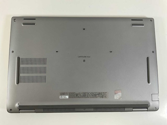 Dell latitude 5520 15,6”, core(tm) i7 11th gen, 32 gb ram, 512 gb nvme, nvidia geforce mx450 2 gb laptop - afbeelding 6 van  7