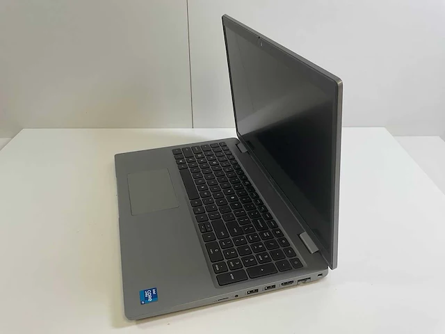 Dell latitude 5520 15.6”, core(tm) i7 11th gen, 8 gb ram, 512 gb laptop - afbeelding 3 van  7