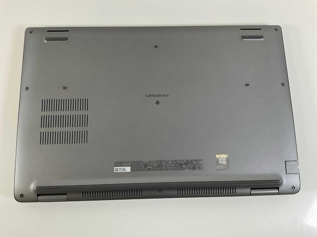 Dell latitude 5520 15,6”, core(tm) i7 11th gen, 8 gb ram, 512 gb nvme laptop - afbeelding 6 van  7