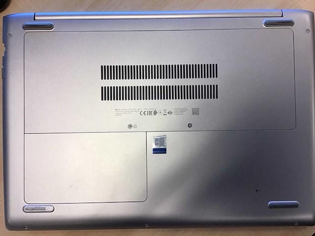 Dell latitude 5520 i7 incl monitors en accessoires - afbeelding 5 van  5