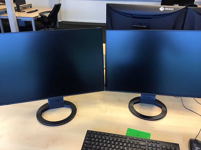 Dell latitude 5520 i7 incl monitors en accessoires - afbeelding 2 van  5