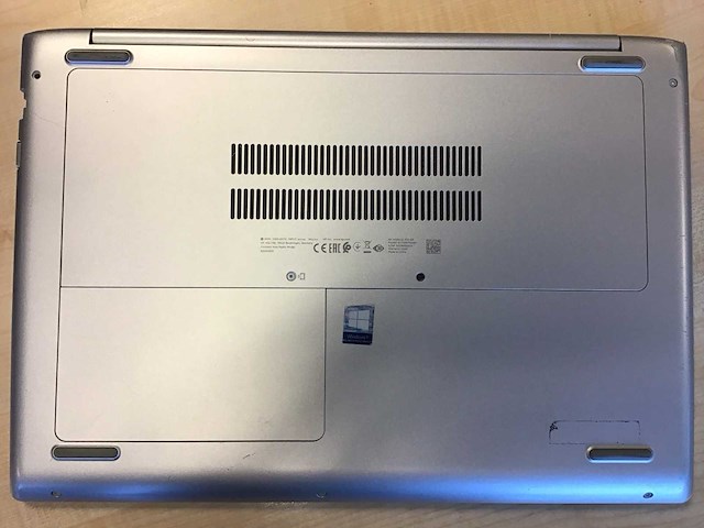Dell latitude 5520 i7 incl monitors en accessoires - afbeelding 5 van  5