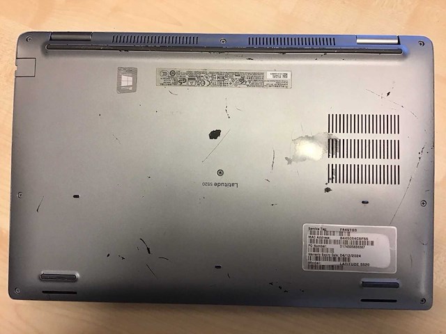 Dell latitude 5520 i7 incl monitors en accessoires - afbeelding 5 van  5