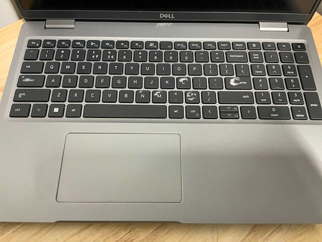 Dell latitude 5520 laptop (2x) - afbeelding 8 van  10