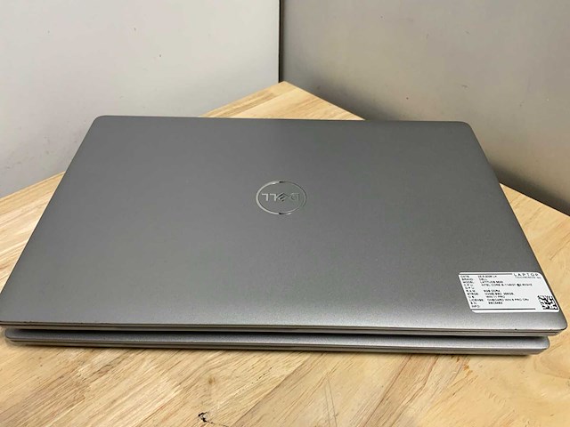 Dell latitude 5520 laptop (2x) - afbeelding 8 van  8