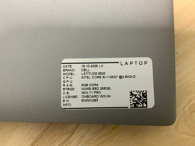 Dell latitude 5520 laptop - afbeelding 8 van  8