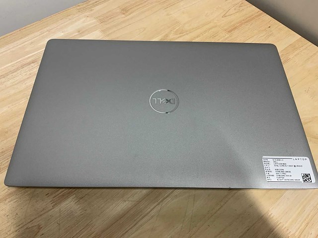 Dell latitude 5520 laptop - afbeelding 8 van  9