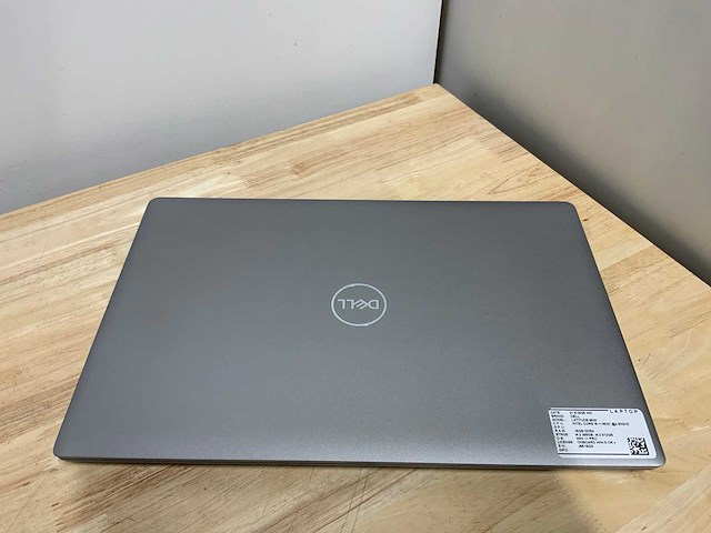Dell latitude 5520 laptop - afbeelding 2 van  9